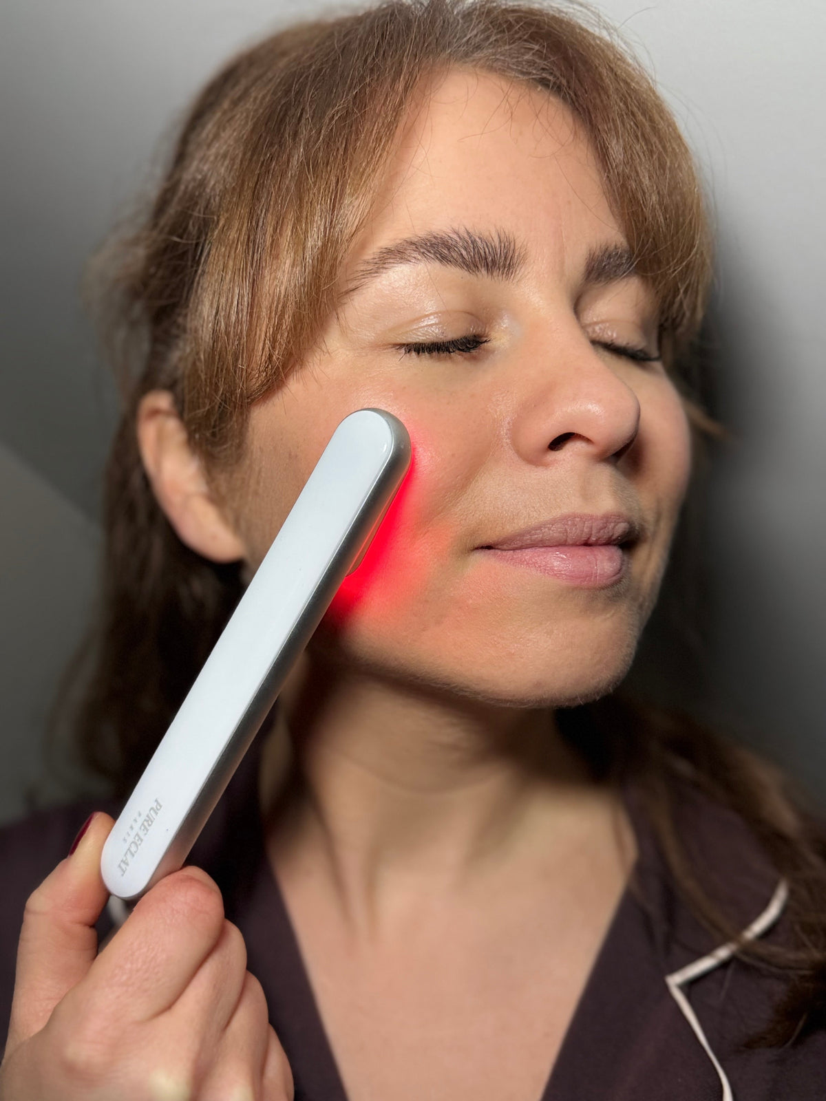 Luminothérapie visage : résultats réels après 30 jours d’utilisation